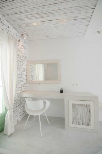 Levantes Ios Boutique Hotel
