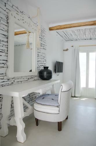 Levantes Ios Boutique Hotel