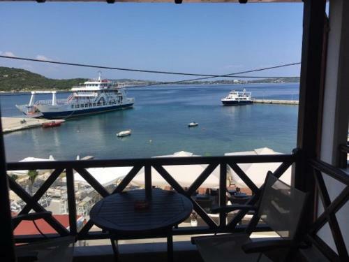 Hostal Pansion Pasalimani