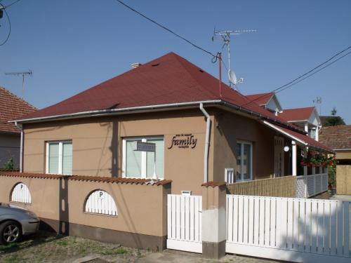 Family Vend�gh�z
