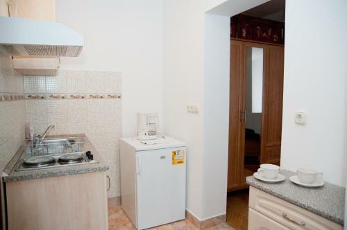 Apartments Yowan