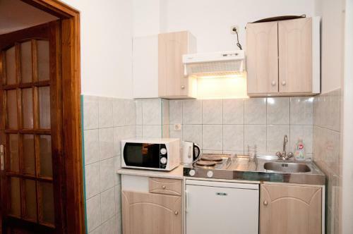 Apartments Yowan