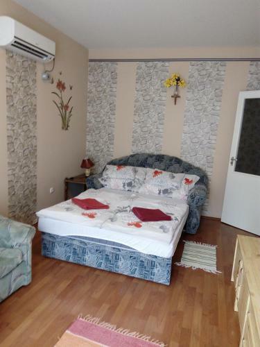 Margit Apartman K�lcsey