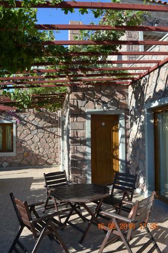 Apartamento Molivos Castle
