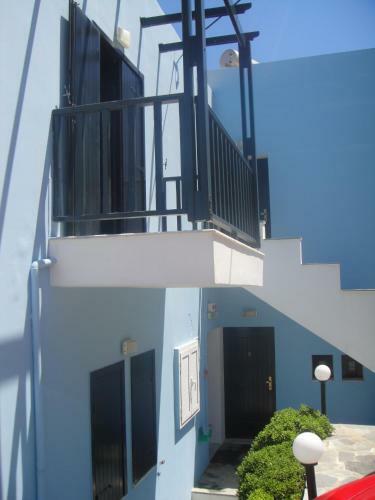 Minos Apartments & Studios II