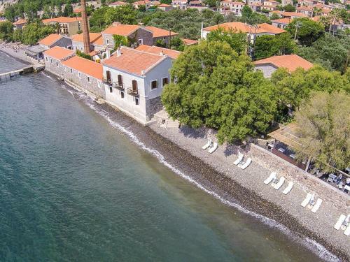 Olive Press Hotel & Apartments