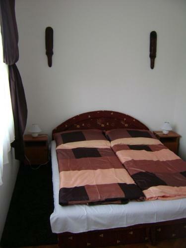 Apartment In Balatonmariaf�rdo 19405
