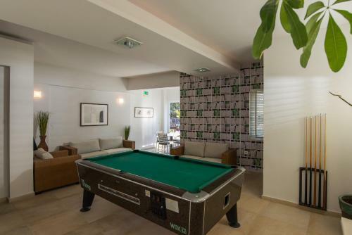 Aparthotel Corinna Mare