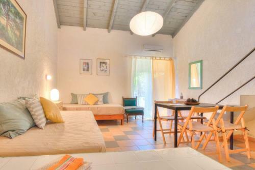 Lefkes Apartments