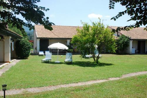 Lefkes Apartments