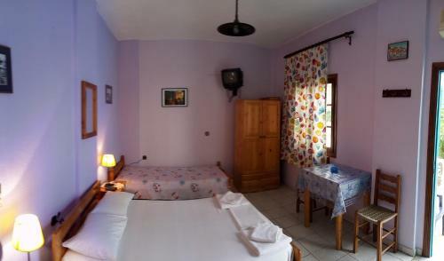 Manos Apartments