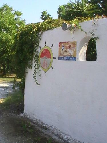 Manos Apartments