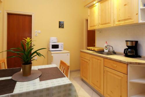 �cs Apartman