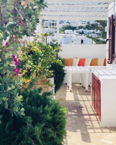 Hostal La Maison Kalogera