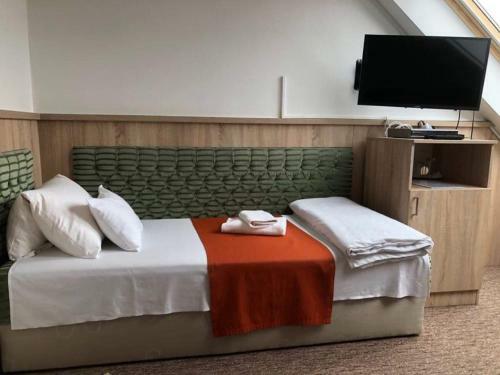 K�lv�ria-r�cz Hotel