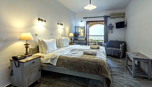 Vardia Hotel