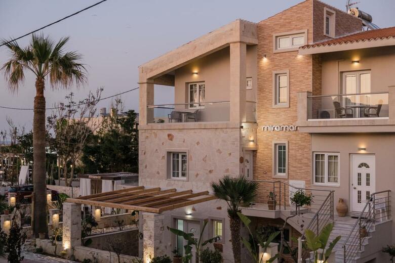 Miramare Apartments