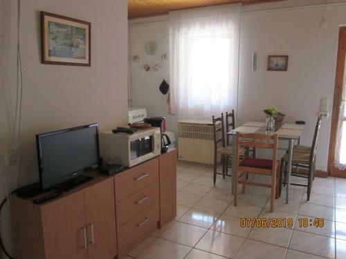 Apartamento Fenyves Vend�gh�z