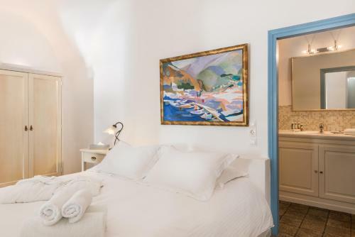 Aparthotel Pantelia Suites