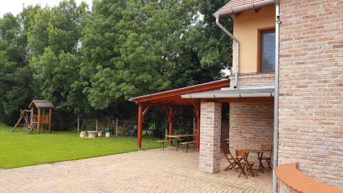 Gyulai F�rd� Apartman