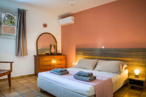 Villa Bee's Knees Retreat