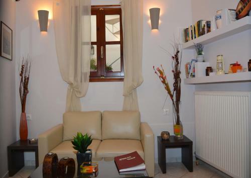 Hostal Enetiko Rooms
