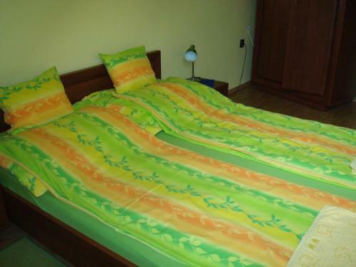 Borbar�t Vend�gh�z