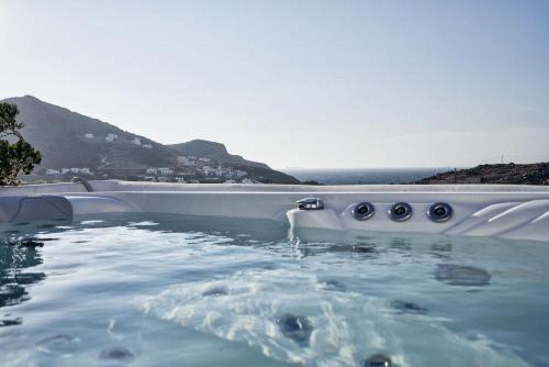 Naxian Utopia | Luxury Villas & Suites