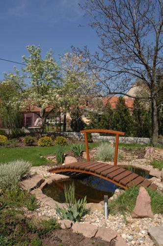 Hostal Aranykert Vend�gh�z