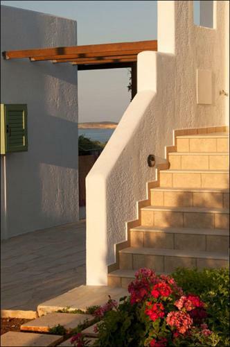 Liostasi Houses