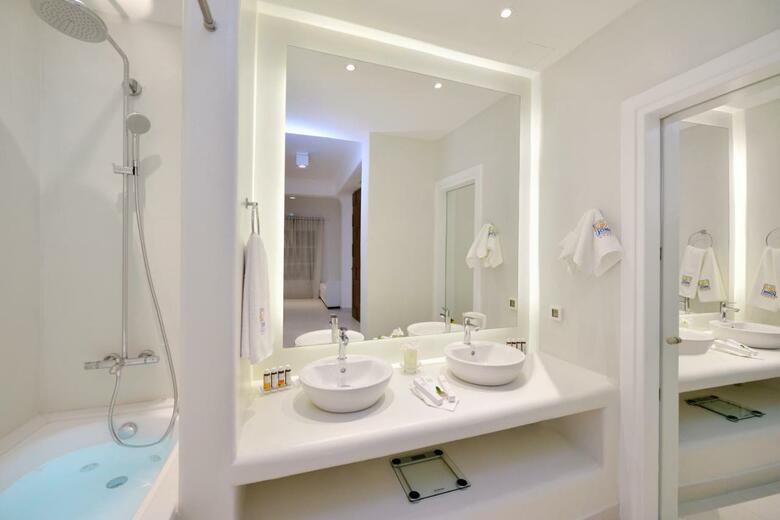 Saint John Hotel Villas & Spa