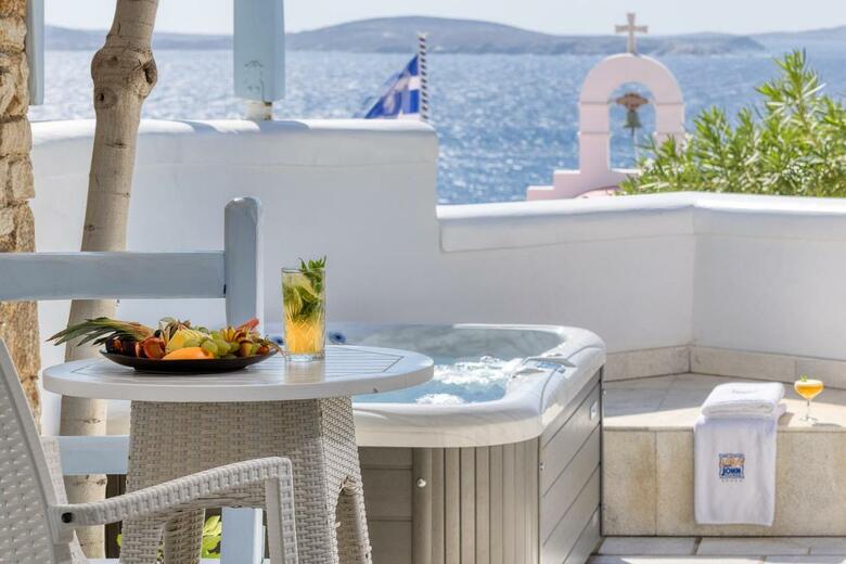 Saint John Hotel Villas & Spa