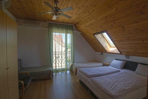 Apartamento Fenyves Vend�gh�z