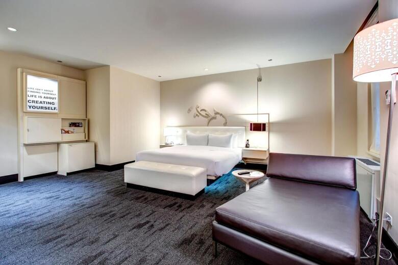 The Midland Hotel, Chicago, A Tribute Portfolio Hotel