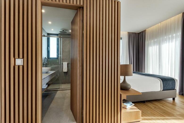 Glyfada Riviera Hotel