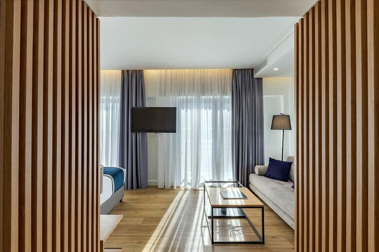 Glyfada Riviera Hotel