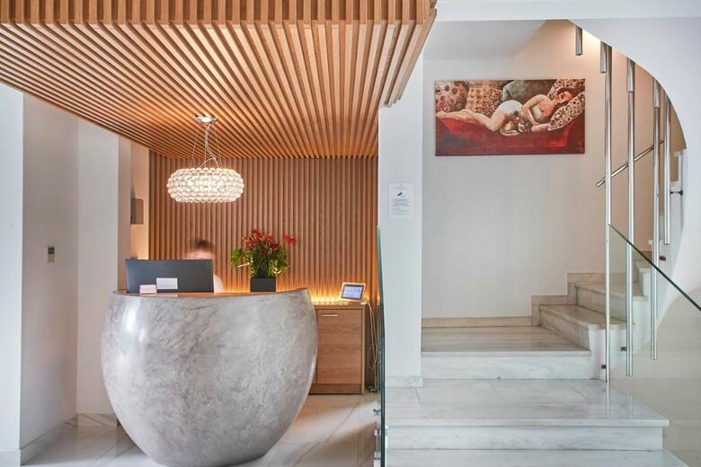 Glyfada Riviera Hotel