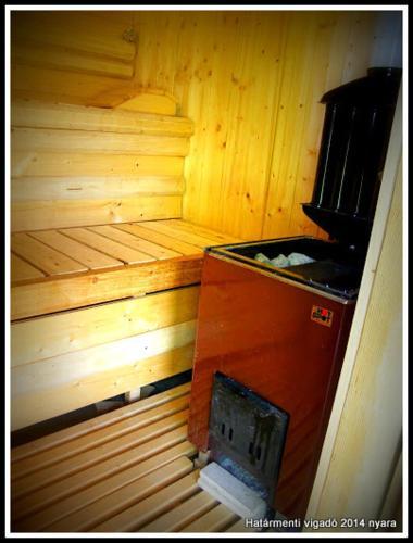 Hostal Bakonyi Kemenc�sh�z