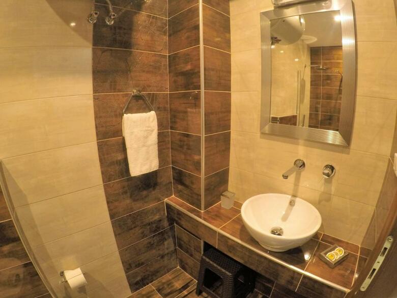 Hostal Kallisti Apartments