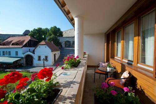 Hotel Imola Udvarh�z