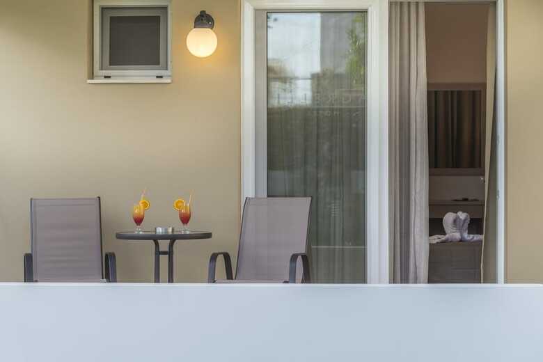 Agrellis Apartments