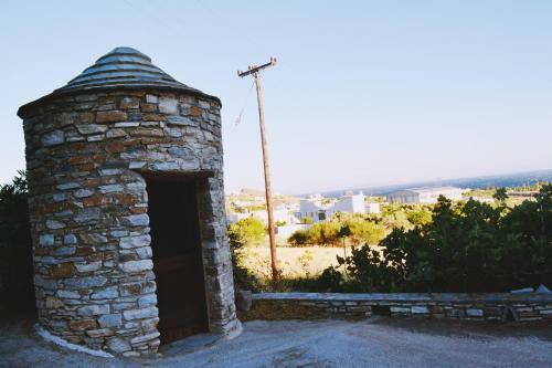 Stelios Zalonis Apartments