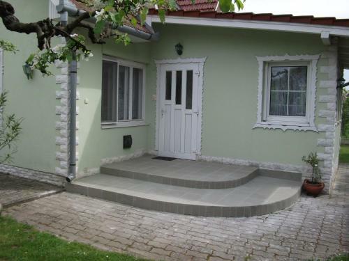 Apartamento Holiday Home Balatonlelle/balaton 19117