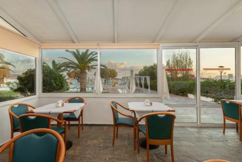 Aparthotel Sea Side Apartments