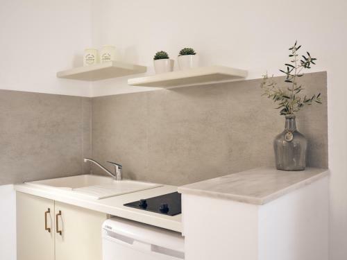 Villaggio Studios & Apartments