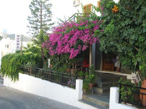 Hostal Thalia Hotel