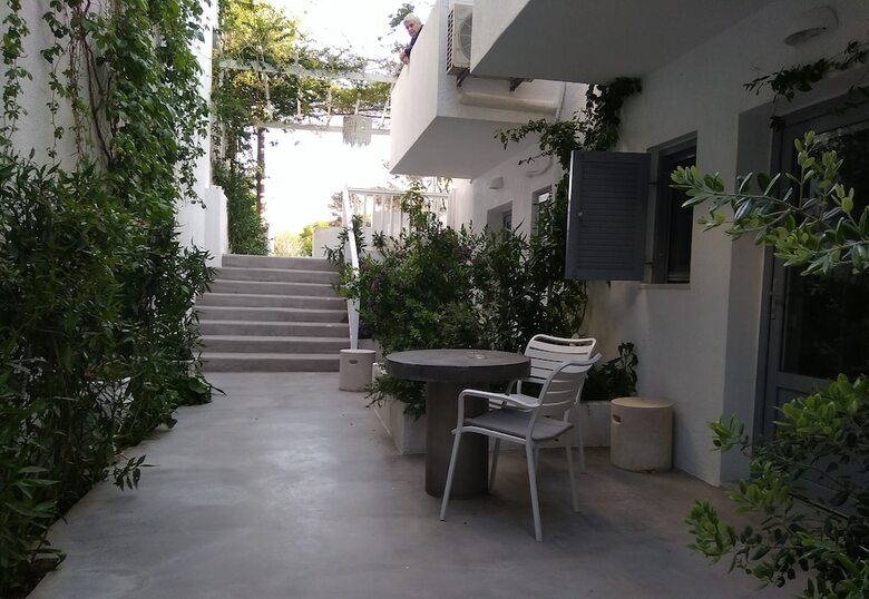 Apartamento Milos Bay Suites