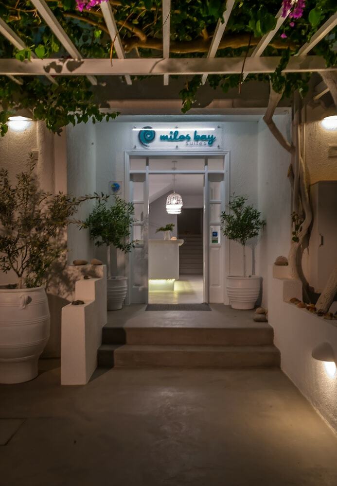 Apartamento Milos Bay Suites