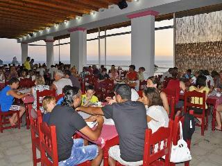 Hotel Pink Palace Beach Resort
