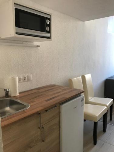 William's Guesthouse And Hostel